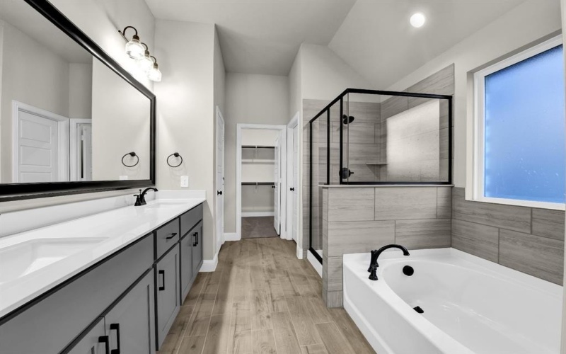 5008 Meadow Vista Lane, Fort Worth, TX 76036, 4 Habitaciones Habitaciones , ,2 BañosBaños,Residential,En Venta,5008 Meadow Vista Lane,0,21040020