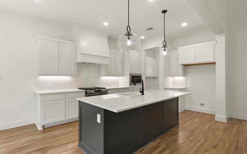 802 Mallard Drive, Aledo, TX 76008, 3 Bedrooms Bedrooms, ,5 BathroomsBathrooms,Residential,For Sale,802 Mallard Drive,0,21040054