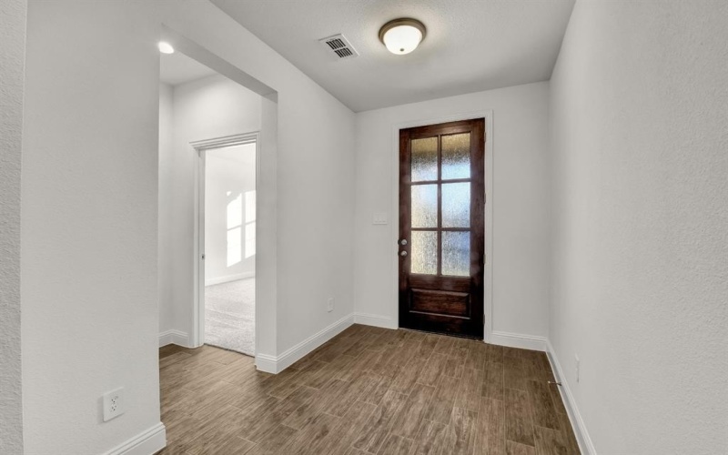 5016 Meadow Vista Lane, Fort Worth, TX 76036, 4 Habitaciones Habitaciones , ,3 BañosBaños,Residential,En Venta,5016 Meadow Vista Lane,0,21040105