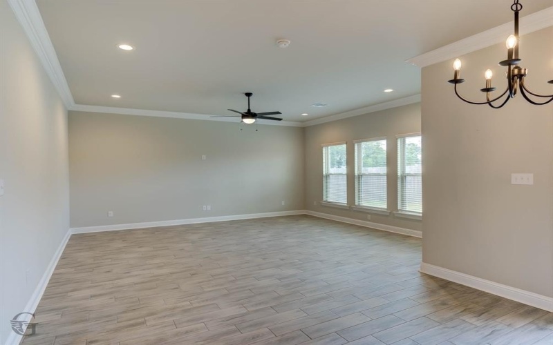 705 Crozier Drive, Bossier City, LA 71111, 3 Bedrooms Bedrooms, ,2 BathroomsBathrooms,Residential,For Sale,705 Crozier Drive,0,21040210