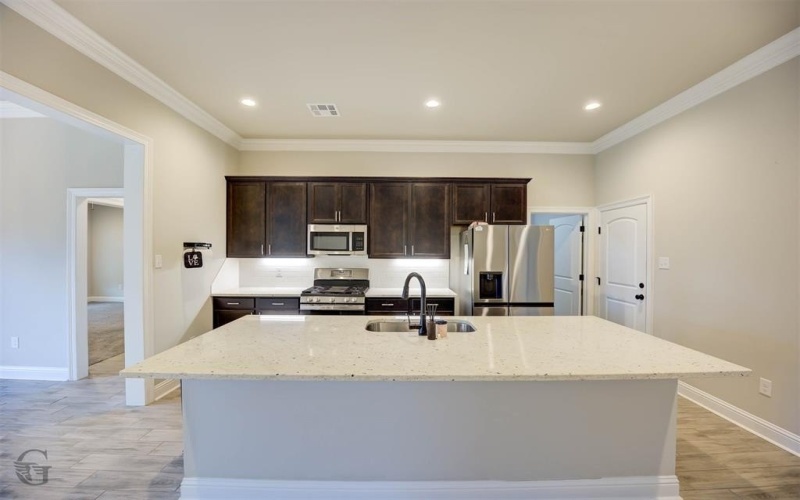 705 Crozier Drive, Bossier City, LA 71111, 3 Bedrooms Bedrooms, ,2 BathroomsBathrooms,Residential,For Sale,705 Crozier Drive,0,21040210