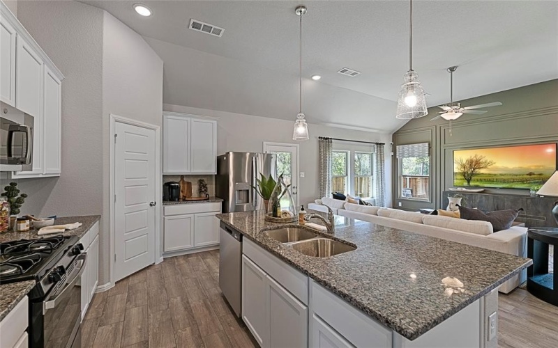 4017 Whisperwood Road, Denton, TX 76210, 4 Bedrooms Bedrooms, ,2 BathroomsBathrooms,Residential,For Sale,4017 Whisperwood Road,0,21040345
