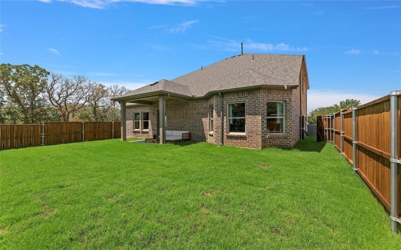 4017 Whisperwood Road, Denton, TX 76210, 4 Bedrooms Bedrooms, ,2 BathroomsBathrooms,Residential,For Sale,4017 Whisperwood Road,0,21040345