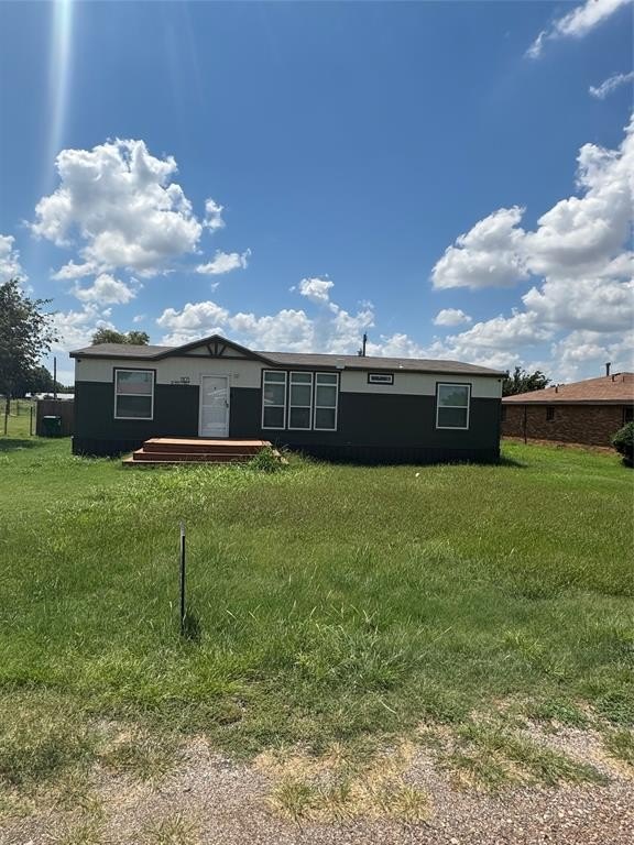 1105 W 13th Street, Quanah, TX 79252, 3 Bedrooms Bedrooms, ,2 BathroomsBathrooms,Residential,For Sale,1105 W 13th Street,0,21040350