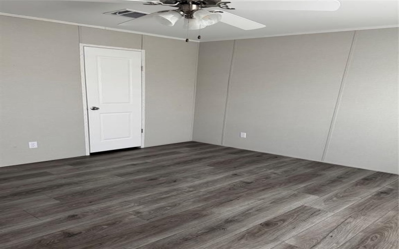 1105 W 13th Street, Quanah, TX 79252, 3 Bedrooms Bedrooms, ,2 BathroomsBathrooms,Residential,For Sale,1105 W 13th Street,0,21040350