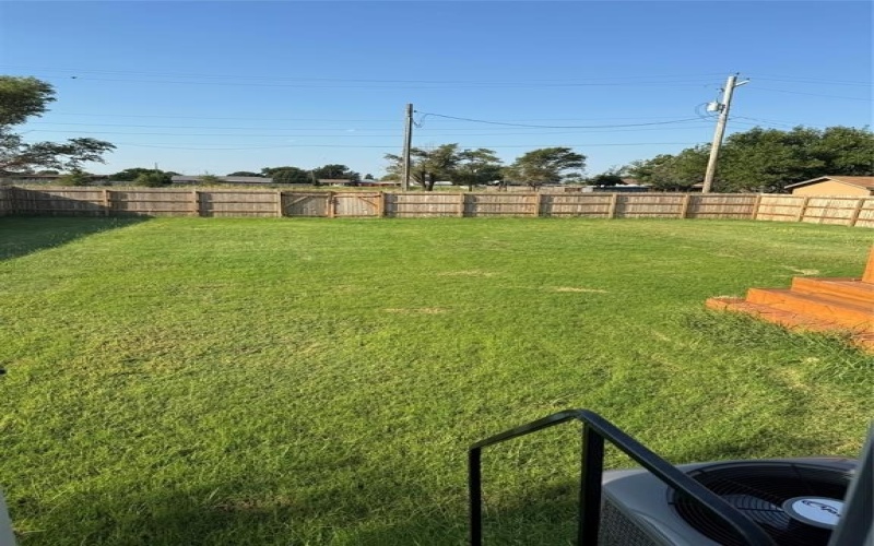 1105 W 13th Street, Quanah, TX 79252, 3 Bedrooms Bedrooms, ,2 BathroomsBathrooms,Residential,For Sale,1105 W 13th Street,0,21040350