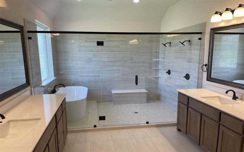 130 Meadow Lane, Gunter, TX 75058, 4 Habitaciones Habitaciones , ,3 BañosBaños,Residential,En Venta,130 Meadow Lane,0,21040378