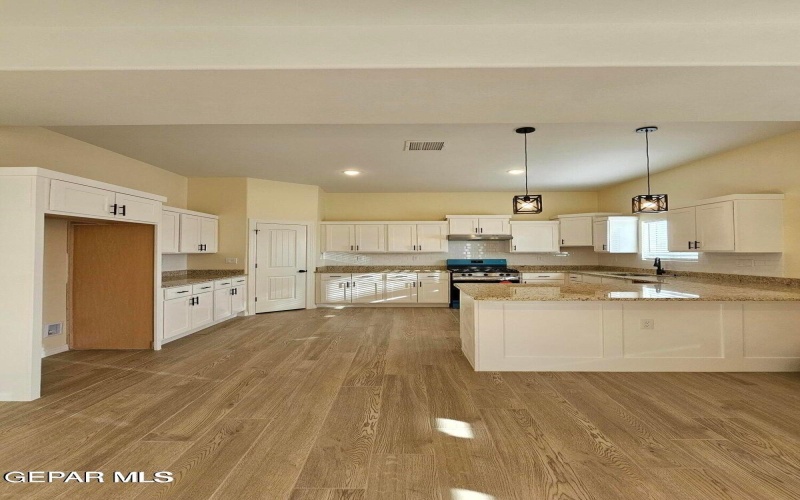 13345 EMERALD PEARL Drive, Horizon City, TX 79928, 4 Habitaciones Habitaciones , ,2 BañosBaños,Residential,En Venta,13345 EMERALD PEARL Drive,916588