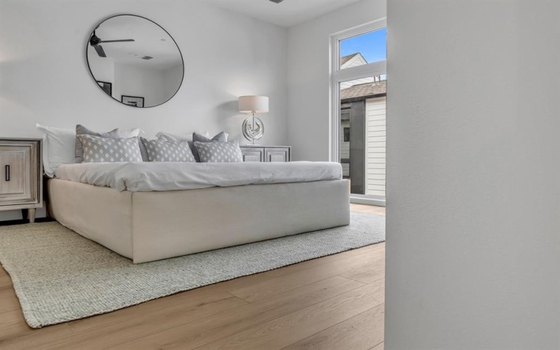 3612 San Jacinto #106, Dallas, TX 75204, 3 Bedrooms Bedrooms, ,3 BathroomsBathrooms,Residential,For Sale,3612 San Jacinto,0,21040397
