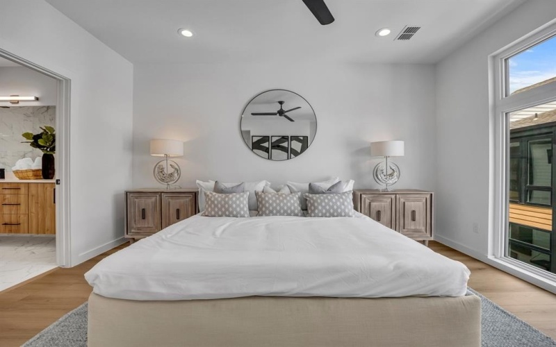 3612 San Jacinto #106, Dallas, TX 75204, 3 Bedrooms Bedrooms, ,3 BathroomsBathrooms,Residential,For Sale,3612 San Jacinto,0,21040397