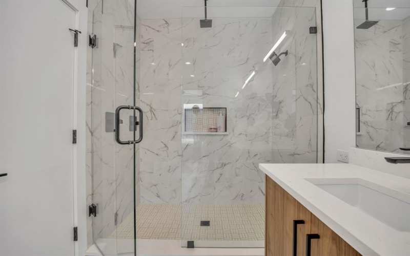 3612 San Jacinto #106, Dallas, TX 75204, 3 Bedrooms Bedrooms, ,3 BathroomsBathrooms,Residential,For Sale,3612 San Jacinto,0,21040397
