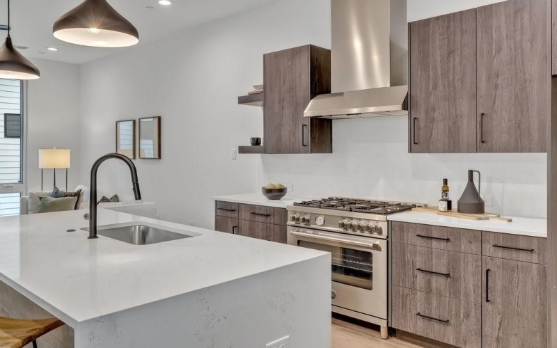 3612 San Jacinto #106, Dallas, TX 75204, 3 Bedrooms Bedrooms, ,3 BathroomsBathrooms,Residential,For Sale,3612 San Jacinto,0,21040397