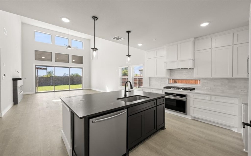 3710 Ironwood Street, Midlothian, TX 76065, 5 Bedrooms Bedrooms, ,3 BathroomsBathrooms,Residential,For Sale,3710 Ironwood Street,0,21040455