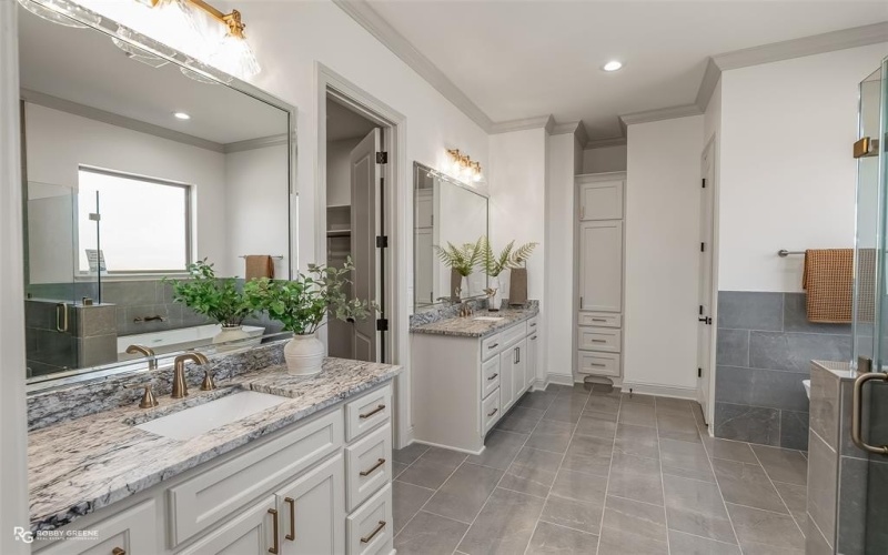 531 Cocodrie Drive, Bossier City, LA 71112, 5 Habitaciones Habitaciones , ,5 BañosBaños,Residential,En Venta,531 Cocodrie Drive,0,21040507