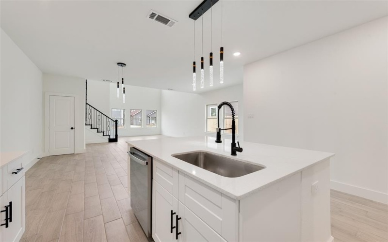 1426 Evans Avenue, Fort Worth, TX 76104, 3 Bedrooms Bedrooms, ,2 BathroomsBathrooms,Residential,For Sale,1426 Evans Avenue,0,21040604