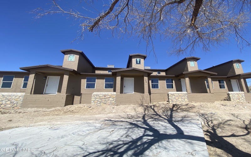 108 N Gibraltar Drive unit: A #A, El Paso, TX 79905, 3 Habitaciones Habitaciones , ,2 BañosBaños,Residential,En Venta,108 N Gibraltar Drive unit: A,0,913958
