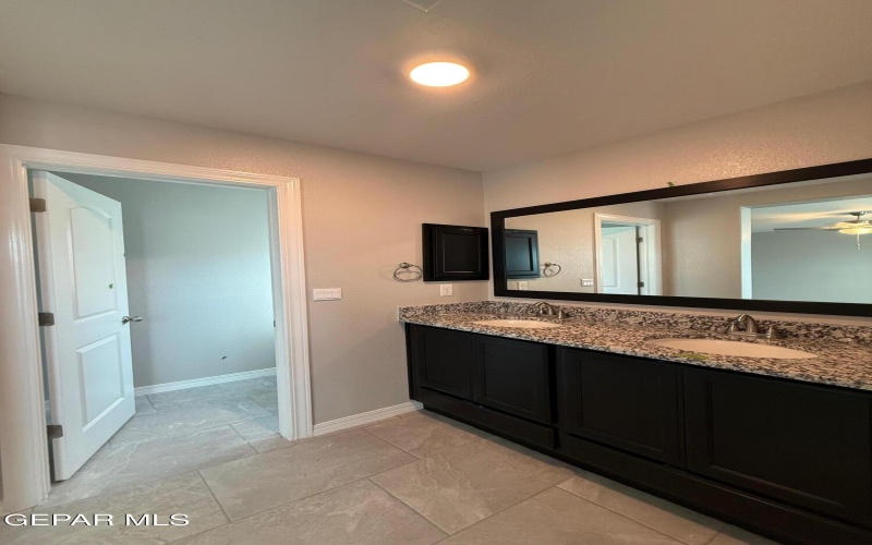 5857 Dalhart Drive, El Paso, TX 79924, 4 Habitaciones Habitaciones , ,1 BañoBaños,Residential,En Venta,5857 Dalhart Drive,0,928962