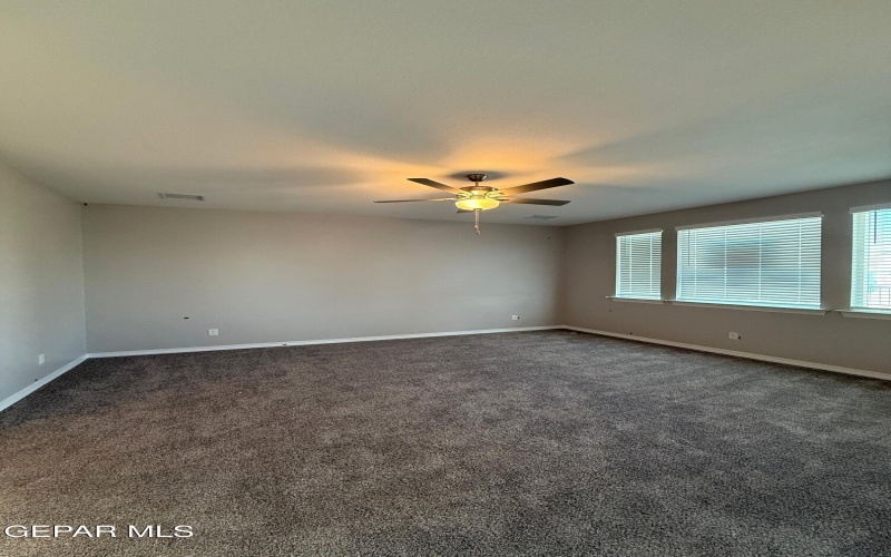 5857 Dalhart Drive, El Paso, TX 79924, 4 Habitaciones Habitaciones , ,1 BañoBaños,Residential,En Venta,5857 Dalhart Drive,0,928962