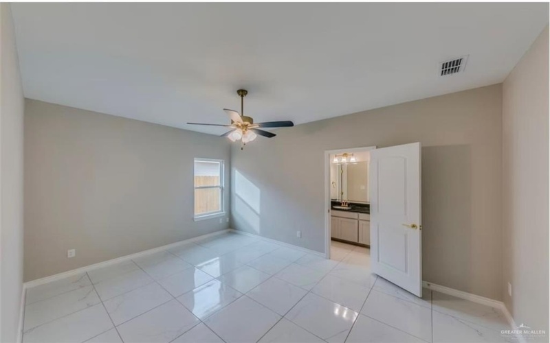 317 Central Park Street, Edinburg, TX 78541, 3 Bedrooms Bedrooms, ,2 BathroomsBathrooms,Residential,For Sale,317 Central Park Street,0,479117