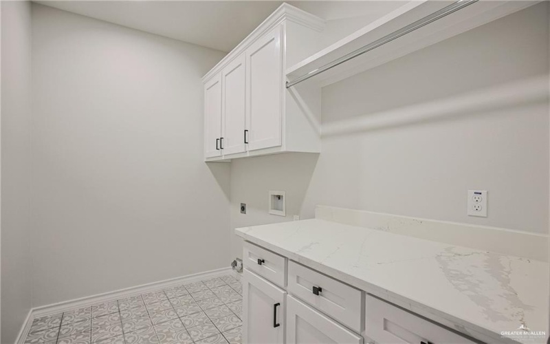 2602 Sunrise Lane, Weslaco, TX 78596, 3 Bedrooms Bedrooms, ,2 BathroomsBathrooms,Residential,For Sale,2602 Sunrise Lane,0,479200