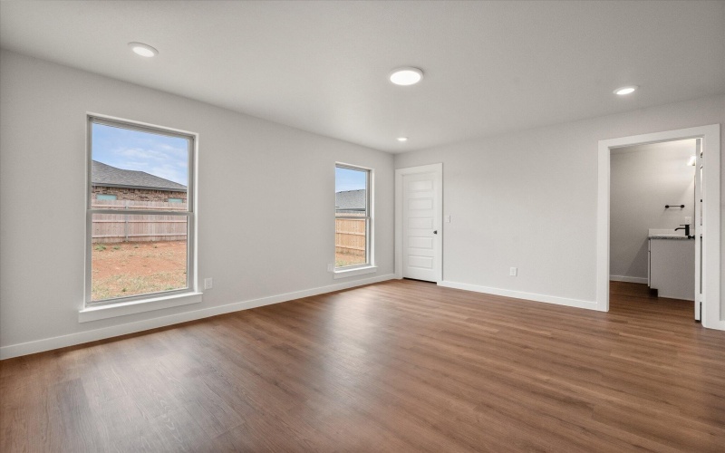 307 E 24th Street, Wolfforth, TX 79382, 3 Habitaciones Habitaciones , ,2 BañosBaños,Residential,En Venta,307 E 24th Street,0,202559490