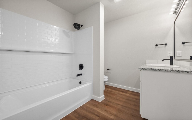 307 E 24th Street, Wolfforth, TX 79382, 3 Habitaciones Habitaciones , ,2 BañosBaños,Residential,En Venta,307 E 24th Street,0,202559490