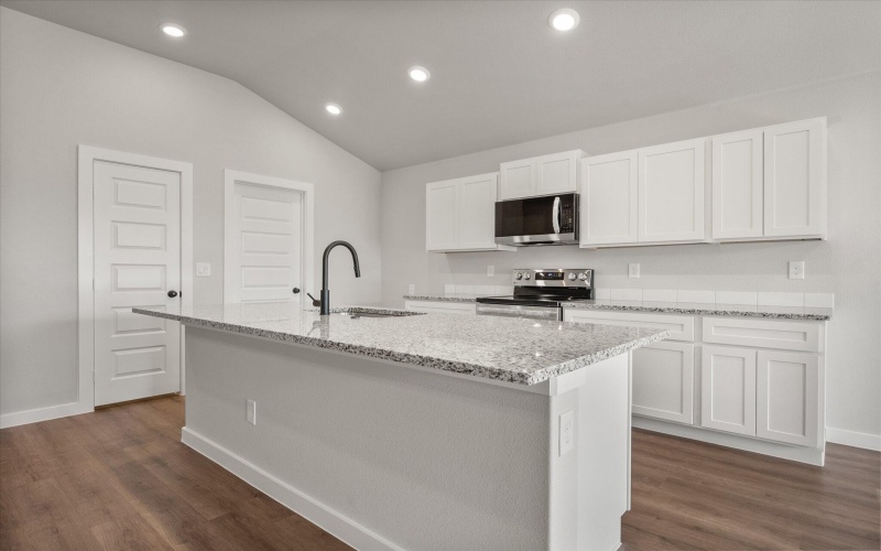 307 E 24th Street, Wolfforth, TX 79382, 3 Habitaciones Habitaciones , ,2 BañosBaños,Residential,En Venta,307 E 24th Street,0,202559490