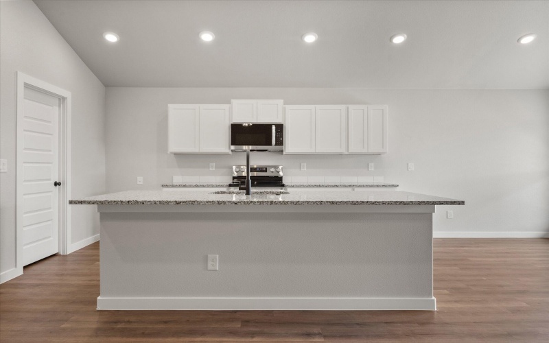 307 E 24th Street, Wolfforth, TX 79382, 3 Habitaciones Habitaciones , ,2 BañosBaños,Residential,En Venta,307 E 24th Street,0,202559490