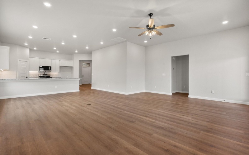 304 E 24th Street, Wolfforth, TX 79382, 3 Bedrooms Bedrooms, ,2 BathroomsBathrooms,Residential,For Sale,304 E 24th Street,0,202559491