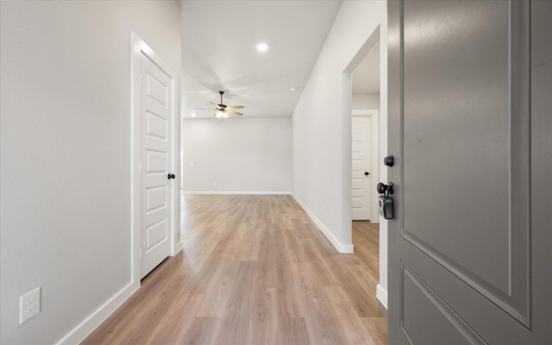 301 E 24th Street, Wolfforth, TX 79382, 3 Bedrooms Bedrooms, ,2 BathroomsBathrooms,Residential,For Sale,301 E 24th Street,0,202559492