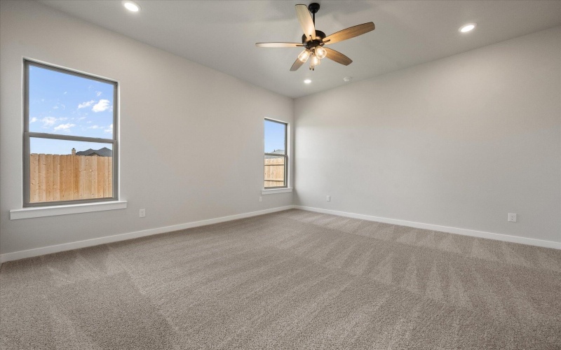 7006 18th Place, Lubbock, TX 79416, 4 Habitaciones Habitaciones , ,2 BañosBaños,Residential,En Venta,7006 18th Place,0,202559493