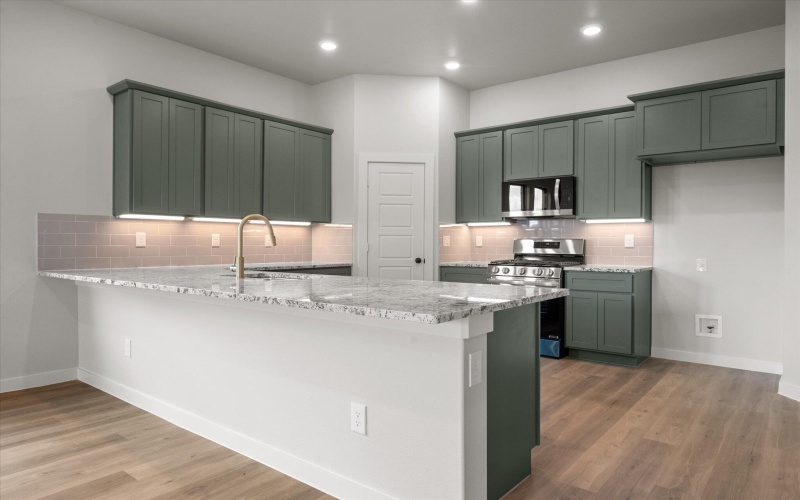 7013 14th Street, Lubbock, TX 79416, 3 Habitaciones Habitaciones , ,2 BañosBaños,Residential,En Venta,7013 14th Street,0,202559494