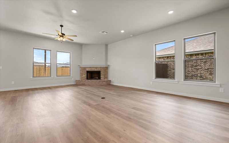 7013 14th Street, Lubbock, TX 79416, 3 Habitaciones Habitaciones , ,2 BañosBaños,Residential,En Venta,7013 14th Street,0,202559494