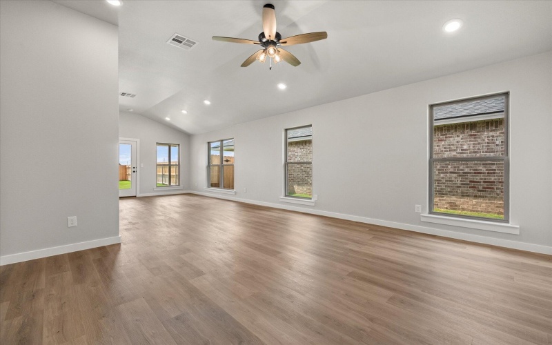 7211 8th Street, Lubbock, TX 79416, 4 Bedrooms Bedrooms, ,2 BathroomsBathrooms,Residential,For Sale,7211 8th Street,0,202559495