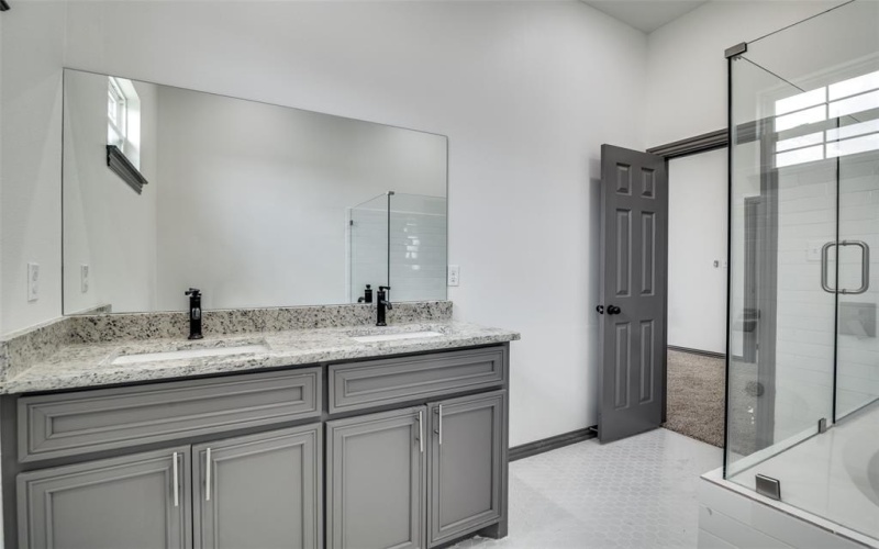 705 Lakeland Drive, West Tawakoni, TX 75474, 3 Bedrooms Bedrooms, ,2 BathroomsBathrooms,Residential,For Sale,705 Lakeland Drive,0,21038030