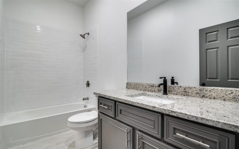 705 Lakeland Drive, West Tawakoni, TX 75474, 3 Bedrooms Bedrooms, ,2 BathroomsBathrooms,Residential,For Sale,705 Lakeland Drive,0,21038030
