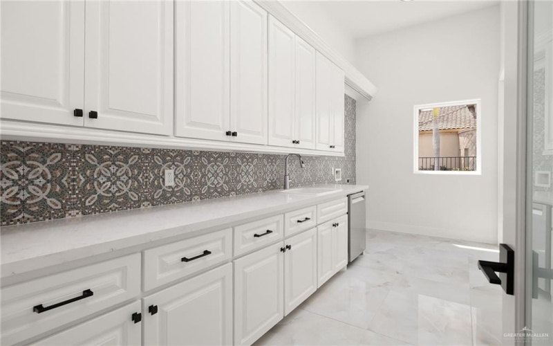 2612 Denton Creek Avenue, McAllen, TX 78504, 5 Habitaciones Habitaciones , ,7 BañosBaños,Residential,En Venta,2612 Denton Creek Avenue,0,479211
