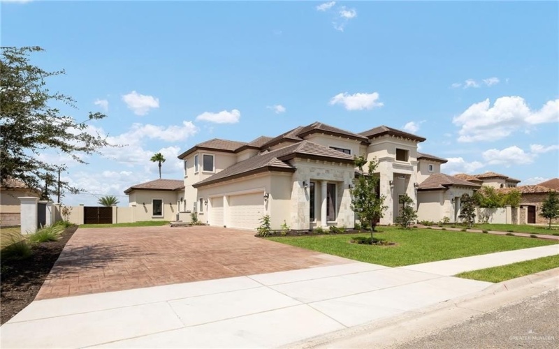 2612 Denton Creek Avenue, McAllen, TX 78504, 5 Habitaciones Habitaciones , ,7 BañosBaños,Residential,En Venta,2612 Denton Creek Avenue,0,479211