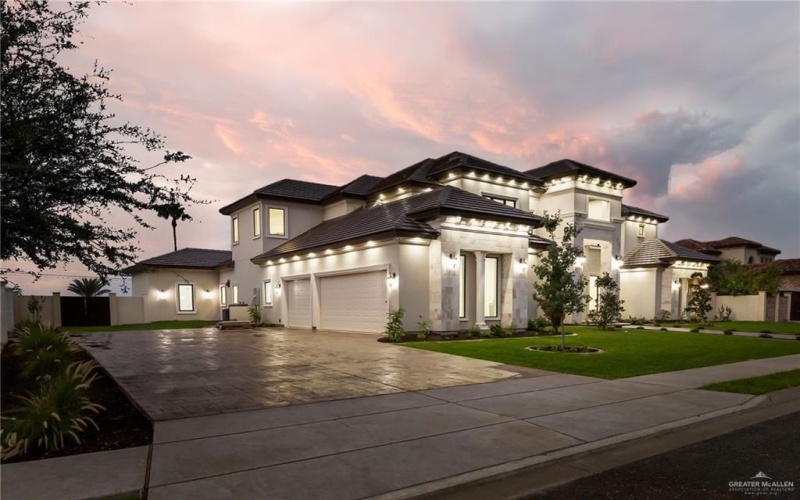 2612 Denton Creek Avenue, McAllen, TX 78504, 5 Habitaciones Habitaciones , ,7 BañosBaños,Residential,En Venta,2612 Denton Creek Avenue,0,479211