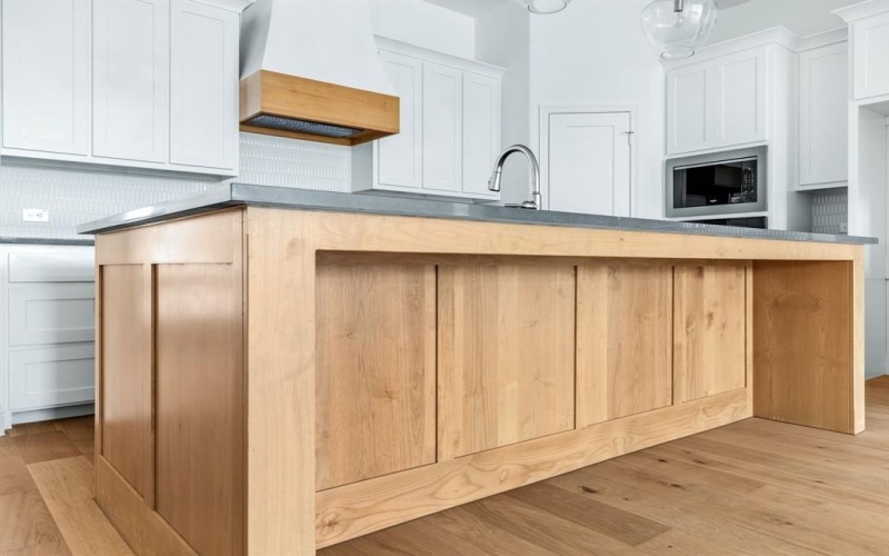 913 Beall Street, Denton, TX 76207, 4 Bedrooms Bedrooms, ,2 BathroomsBathrooms,Residential,For Sale,913 Beall Street,0,21039912