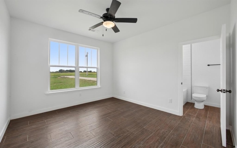 1224 Durham Lane, Cleburne, TX 76033, 3 Bedrooms Bedrooms, ,2 BathroomsBathrooms,Residential,For Sale,1224 Durham Lane,0,21040475