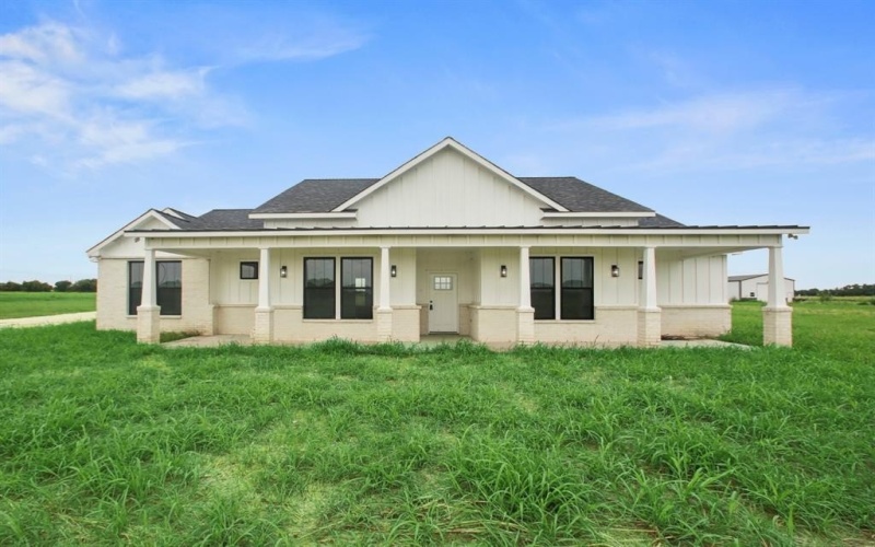 1224 Durham Lane, Cleburne, TX 76033, 3 Bedrooms Bedrooms, ,2 BathroomsBathrooms,Residential,For Sale,1224 Durham Lane,0,21040475