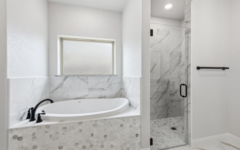 2307 Briarwood, Bridgeport, TX 76426, 3 Bedrooms Bedrooms, ,2 BathroomsBathrooms,Residential,For Sale,2307 Briarwood,0,21040743