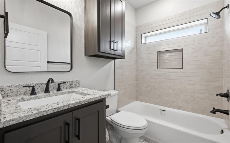 2307 Briarwood, Bridgeport, TX 76426, 3 Bedrooms Bedrooms, ,2 BathroomsBathrooms,Residential,For Sale,2307 Briarwood,0,21040743