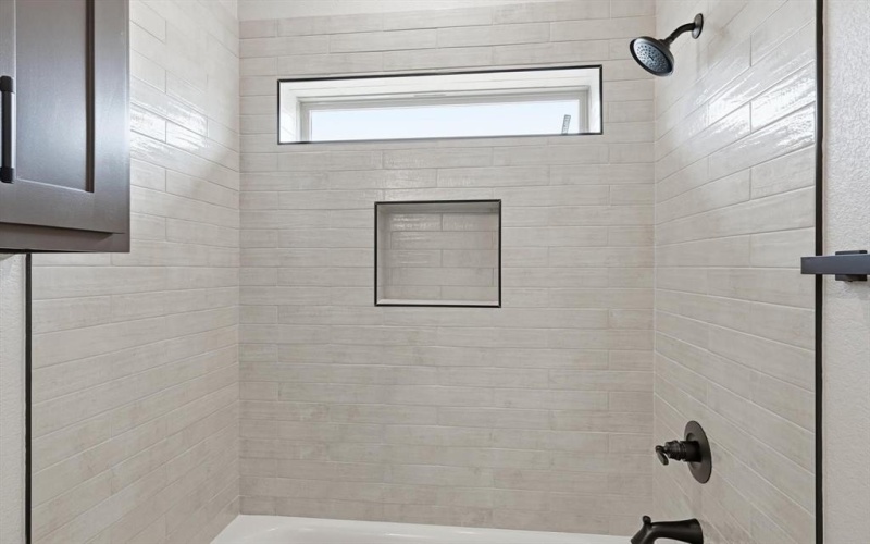 2307 Briarwood, Bridgeport, TX 76426, 3 Bedrooms Bedrooms, ,2 BathroomsBathrooms,Residential,For Sale,2307 Briarwood,0,21040743