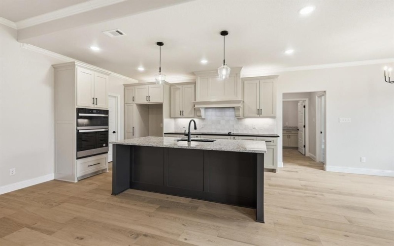 2307 Briarwood, Bridgeport, TX 76426, 3 Bedrooms Bedrooms, ,2 BathroomsBathrooms,Residential,For Sale,2307 Briarwood,0,21040743