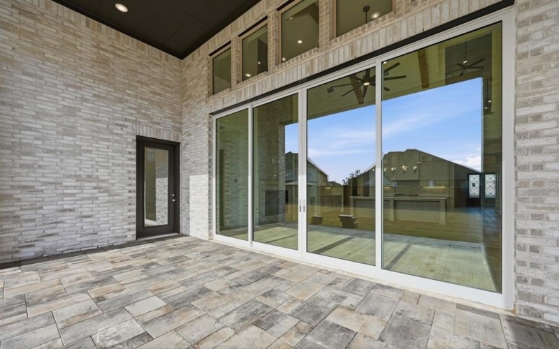 2201 Laurel Drive, Rockwall, TX 75087, 5 Bedrooms Bedrooms, ,6 BathroomsBathrooms,Residential,For Sale,2201 Laurel Drive,0,21040809