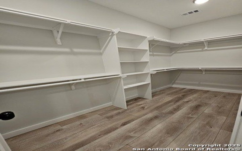 5819 lake bluff, San Antonio, TX 78222, 3 Bedrooms Bedrooms, ,2 BathroomsBathrooms,Residential,For Sale,5819 lake bluff,0,1867681