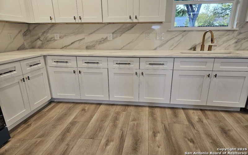 5819 lake bluff, San Antonio, TX 78222, 3 Bedrooms Bedrooms, ,2 BathroomsBathrooms,Residential,For Sale,5819 lake bluff,0,1867681
