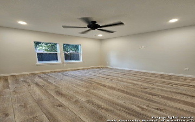 5819 lake bluff, San Antonio, TX 78222, 3 Bedrooms Bedrooms, ,2 BathroomsBathrooms,Residential,For Sale,5819 lake bluff,0,1867681